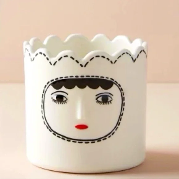 Anthropologie Kinska Face Planter